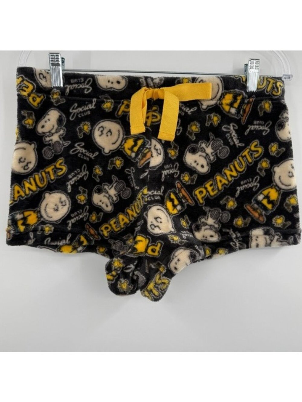 Peanuts Snoopy Social Club Fleece Lounge Shorts XL Black Cartoon Pajama Cozy